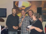 829 - Uwe Janssen Benefiz 2 Uwe Janssen Benefizkonzert erspielt stolze Summe für Leimener Tafel