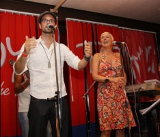 Riesen Künstler-Aufgebot bei Mo`Roots im Fährhaus