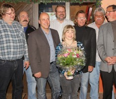 Willy Koch gratuliert Christin Ulrich zur Erreichung der Olympianorm